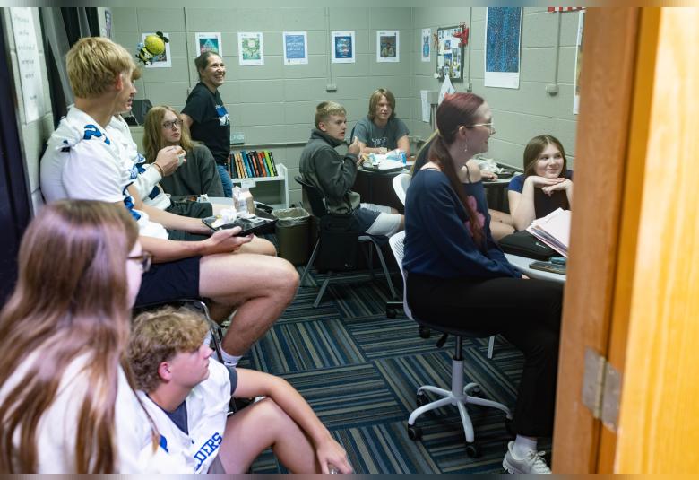 Journal Eureka - Staff Photo - Create Article